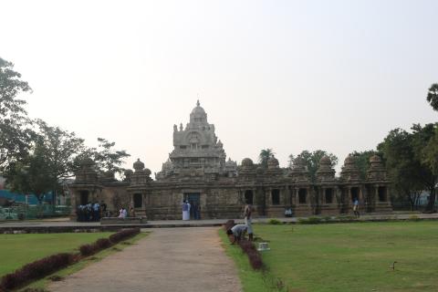 காஞ்சி கைலாசநாதர் கோயில் முகப்புத் தோற்றம், கி.பி.8-ஆம் நூற்றாண்டு