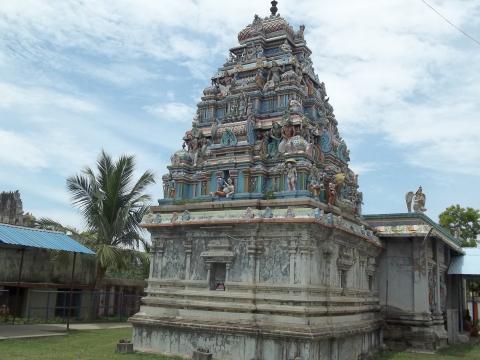 வைகுண்டப் பெருமாள் கோயில், கருவறை விமானம் முழுத்தோற்றம், மாங்காடு, காஞ்சிபுரம், கி.பி.20-ஆம் நூற்றாண்டு