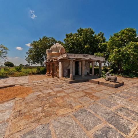 வாலீஸ்வரர் கோயில் முழுத்தோற்றம், தக்கோலம், வேலூர், கி.பி.11-ஆம் நூற்றாண்டு