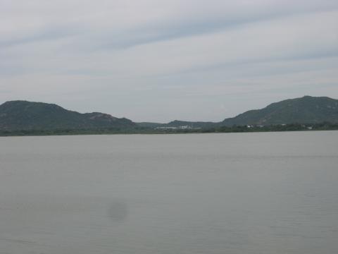 கரியமாணிக்க வரதராஜப் பெருமாள் கோயில், மூன்று ஆறுகள் கலக்குமிடம், திருமுக்கூடல், காஞ்சிபுரம், கி.பி.10-ஆம் நூற்றாண்டு
