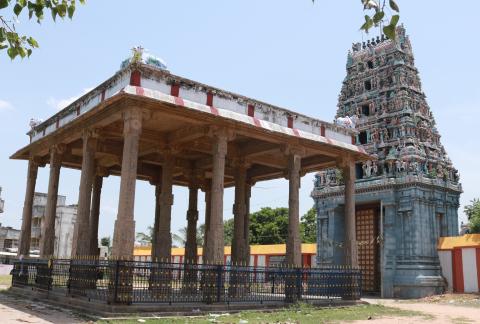 திருப்பாலீசுவரர் கோயில், முக மண்டபம், திருப்பாலைவனம், திருவள்ளுர், கி.பி.14-15 ஆம் நூற்றாண்டு