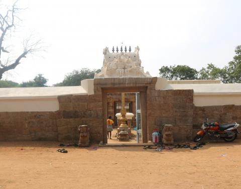 விசலூர் சிவன் கோயில் நுழைவு வாயில், விசலூர், புதுக்கோட்டை, கி.பி.9-ஆம் நூற்றாண்டு